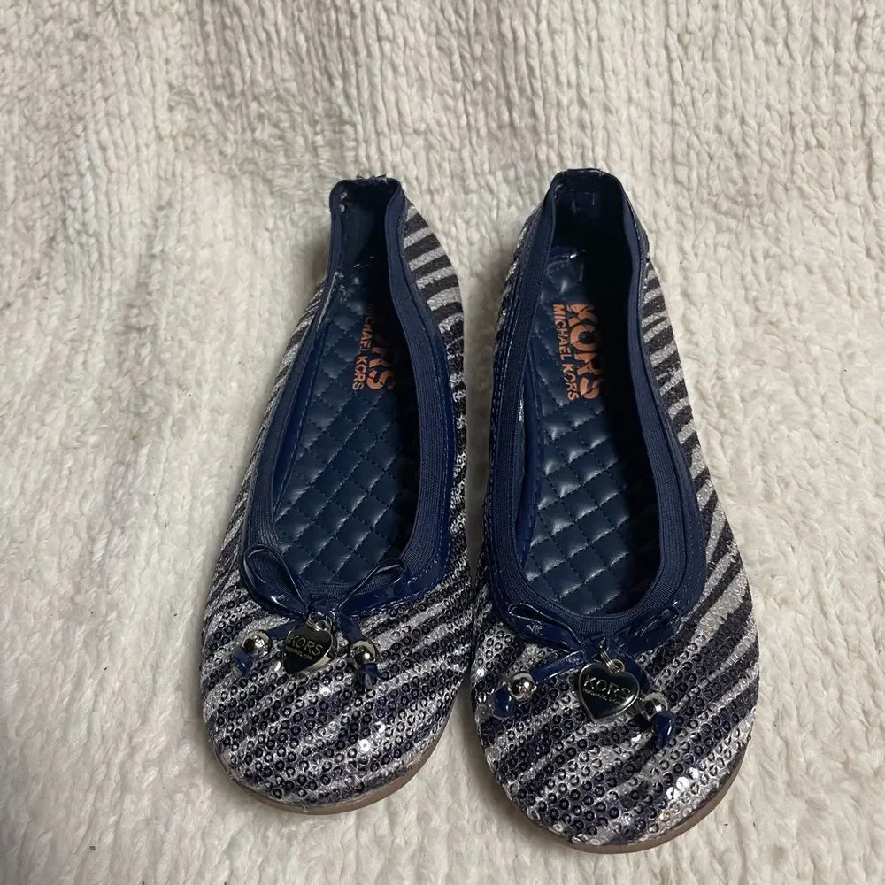 Michael Kors Kids' Striped Navy and Silver Slippers SZ4